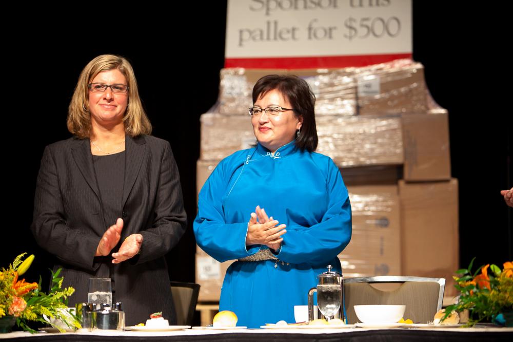 Alison Kuttler, Vice-President of External Affairs for Rio Tinto, and the First Lady